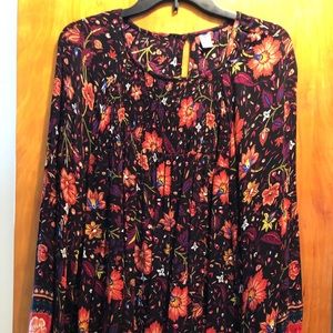 Old Navy Peasant top